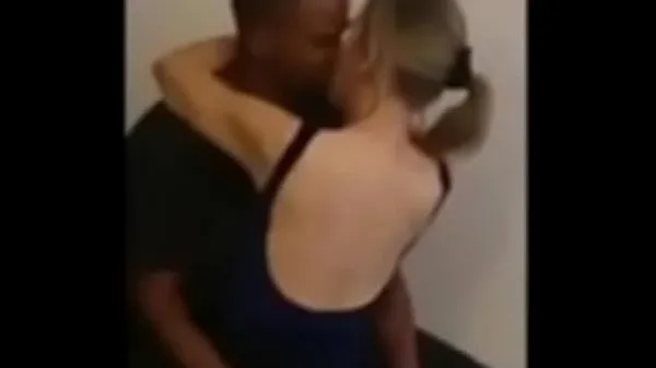 Big Cuckolding Wife Fucks Black Guy & Films it for Hubby new Videos