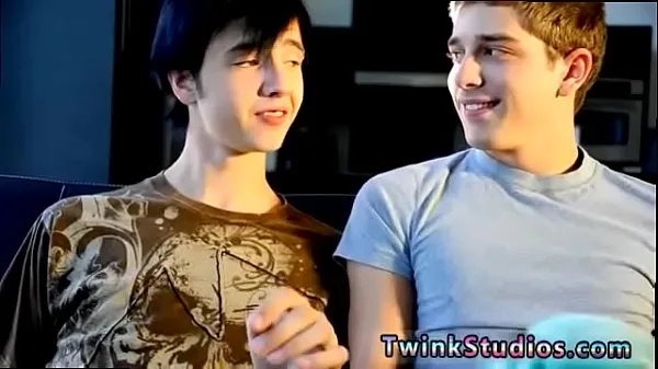Nice small gay sex free download Levon and Aidan enjoy seeing gay Video baru yang besar