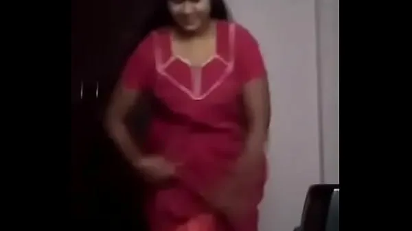 Red Nighty indian babe with big natural boobies Video mới lớn