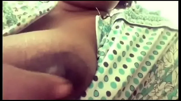 Mallu aunty playing with boobs Video baharu besar