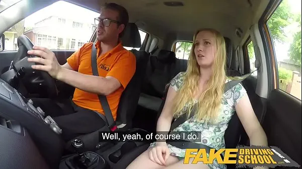 Veľké Fake Driving School Ex learner Satine Sparks arse spanked red raw nové videá