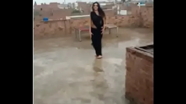 Isoja hot dance outdoor indian teen saree girl uutta videota