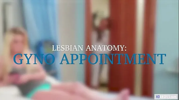 Nagy Busty doctor licks her client's pussy új videók