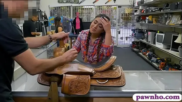 Grote Country girl gets asshole boned by horny pawnshop owner nieuwe video's