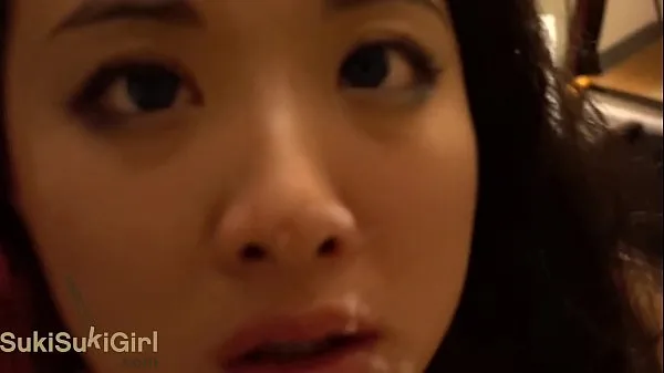 大きな中国人の妻は隣人が彼女の喉を犯させる新しい動画