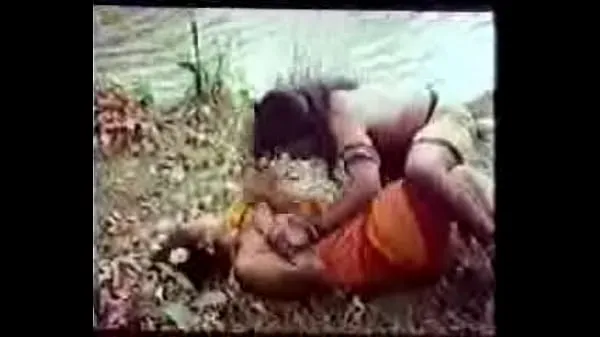 In forest Video mới lớn