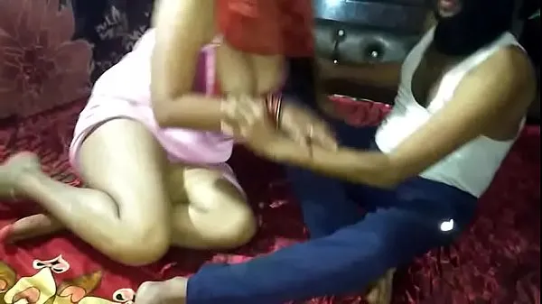วิดีโอใหม่ยอดนิยม Indian housewife make relationship with her part 1 รายการ