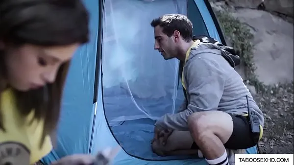 Stora Teen cheating on boyfriend on camping trip nya videor