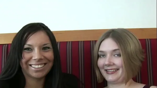 Grote Lesbians first time nieuwe video's