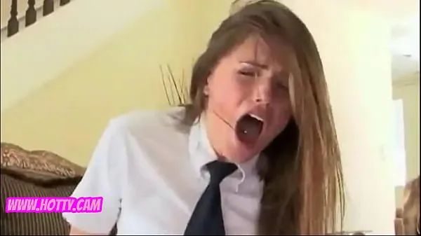 Veliki Beautiful Brunette Catholic Chick Fucked by Her Buddy While Ditching Class novi videoposnetki