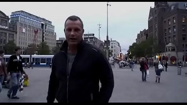 Grote Older stud takes a journey to visit the amsterdam prostitutes nieuwe video's