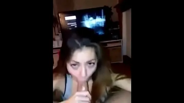 A friends girlfriend sucks some dick before going out مقاطع فيديو جديدة كبيرة