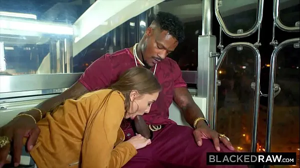 بڑے BLACKEDRAW Brunette Babe Gets Fucked Senseless By Dominant BBC نئے ویڈیوز