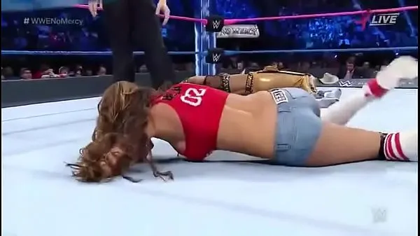 大Nikki Bella vs Carmella. No Mercy 2016新视频