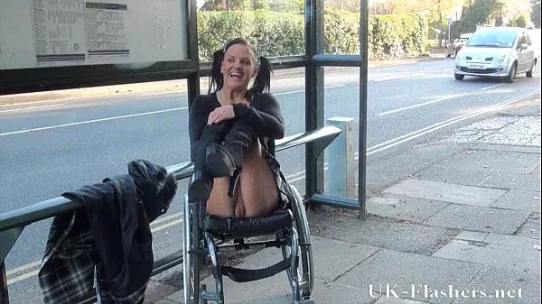Grote Paraprincess public nudity and handicapped pornstar flashing nieuwe video's
