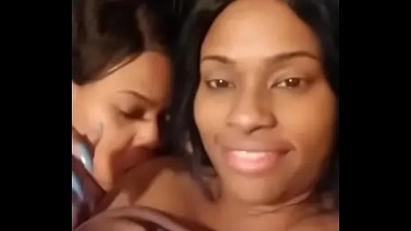 Big Two girls live on Social Media Ready for Sex new Videos