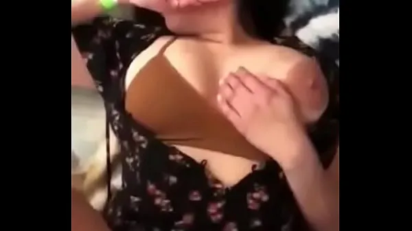 teen girl get fucked hard by her boyfriend and screams from pleasure Video baru yang besar
