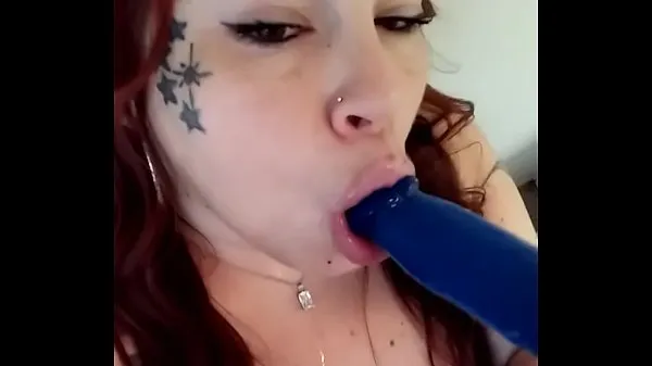 AriesBBW stuffs her mouth Video mới lớn
