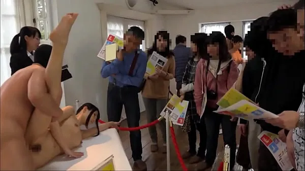 大Fucking Japanese Teens At The Art Show新视频