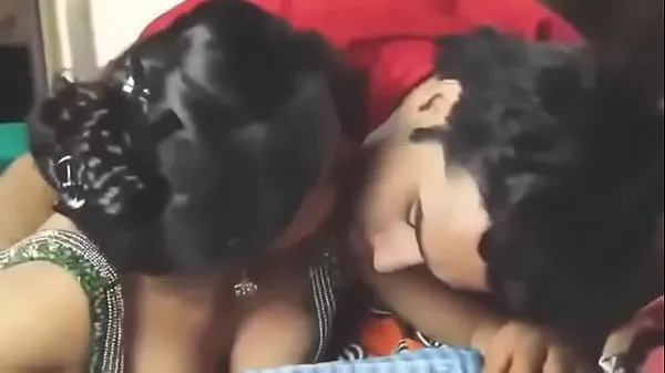 Velká Hot sexy bhabhi romance desy sexy mallu aunty videos India sex video sexy video hot nová videa