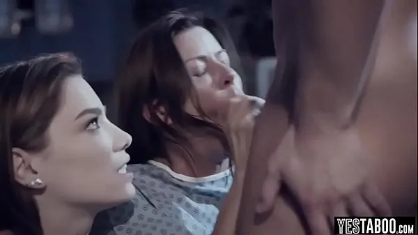 Female patient relives sexual experiences Video baru yang besar