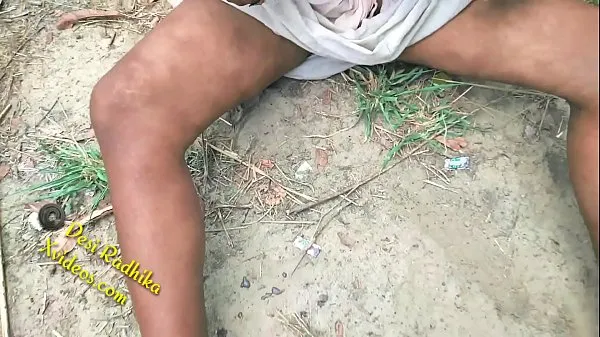 Velká Hot Desi Jungle Sex Village Girl Fucked By BF With Audio Awesome Boobs nová videa