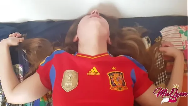 Büyük Spaniard Horny Teen helps him to lost his virginity ( Creampie yeni Video