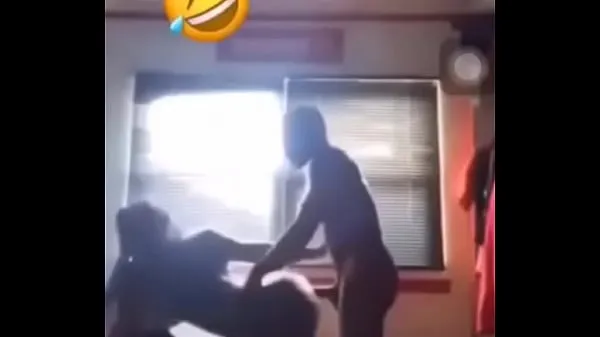 African guy bangs on his girl roughly,After eating pizza Video baharu besar
