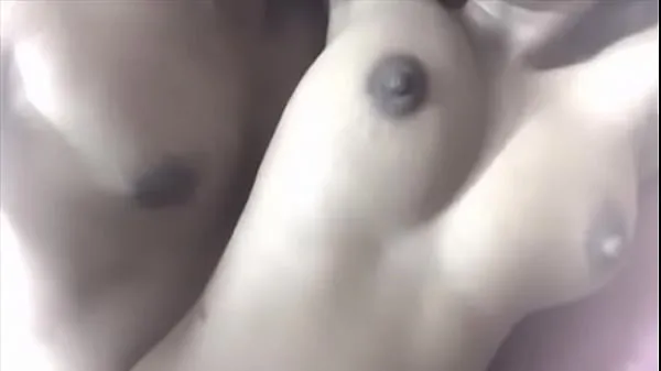 Grandes Couple playing with boobs novos vídeos