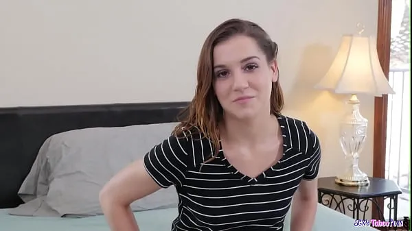 Interviewed pornstar shows her trimmed pussy Video baharu besar