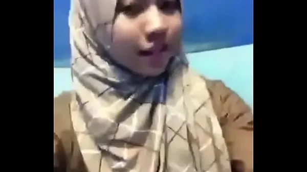 Veliki Malay Hijab melayu nude show (Big boobs novi videoposnetki