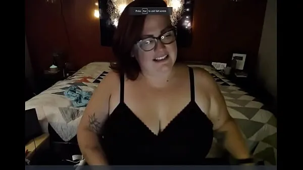 BBW shows big tits on cam Video baru yang besar