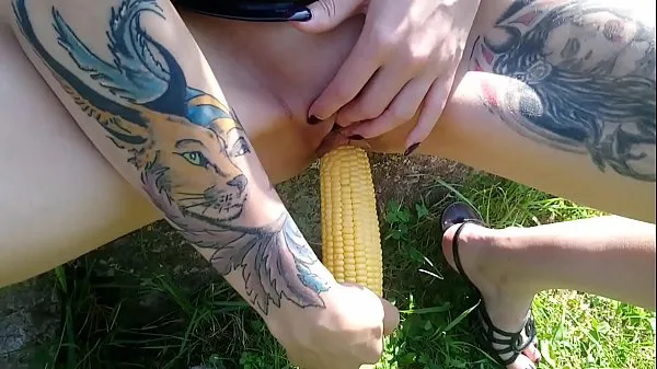 Big Lucy Ravenblood fucking pussy with corn in public new Videos
