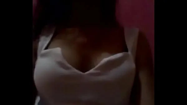 My girlfriend sends me a video undressing Video baru yang besar