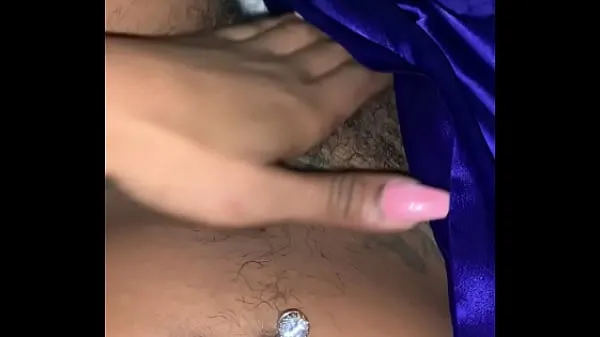 Showing A Peek Of My Furry Pussy On Snap **Click The Link Video baru yang besar