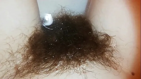 Veliki Super hairy bush fetish video hairy pussy underwater in close up novi videoposnetki
