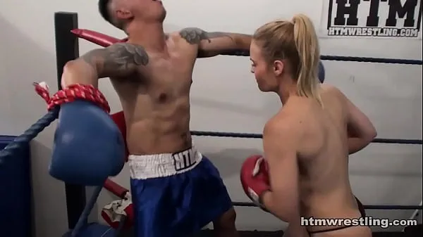 Grote Mixed Boxing Femdom nieuwe video's
