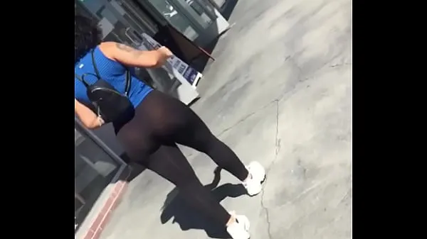 Grote Big booty Latina in see-thru leggings part 1 nieuwe video's