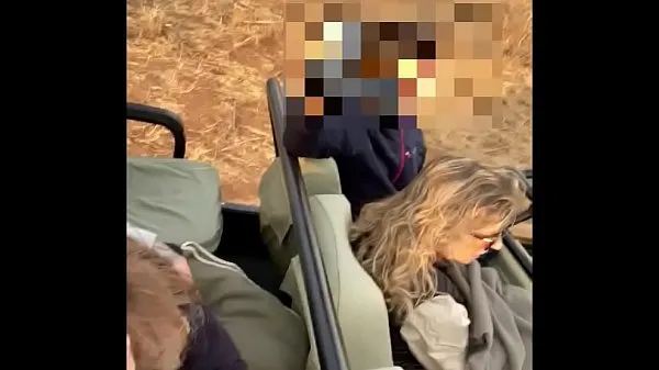 I suck his cock in the middle of a safari, he cums in my mouth and I swallow everything مقاطع فيديو جديدة كبيرة