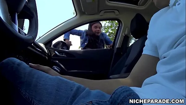Büyük NICHE PARADE - Black Amateur Slut Gives Me Blowjob In Automobile For Money yeni Video