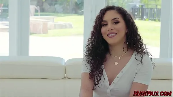 Große Latina Babe von großen Schwanz gespritztneue Videos
