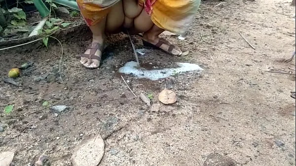 desi aunt nature pissing must watch Video mới lớn