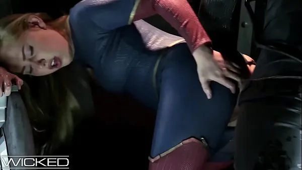بڑے WickedParodies - Supergirl Seduces Braniac Into Anal Sex نئے ویڈیوز