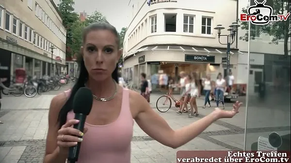 Grote German milf pick up guy at street casting for fuck nieuwe video's