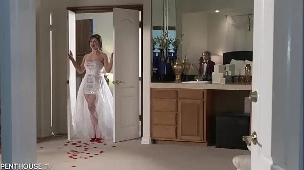 Hot bride makes her man happy Video baharu besar