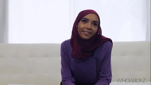 Big petite muslim teen gets a bbc new Videos