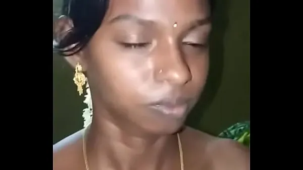 Grandes Chica del pueblo tamil grabada desnuda justo después de la primera noche por su marido vídeos nuevos