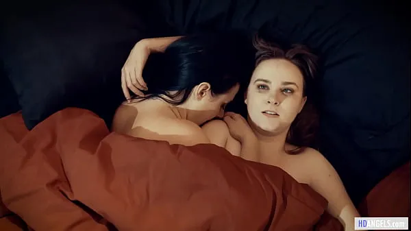 วิดีโอใหม่ยอดนิยม Unhappy Wife Enjoys First Lesbian Experience With A Busty MILF - Angela White, Jay Taylor รายการ