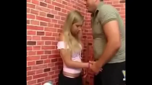 Μεγάλα perverted stepdad punishes his stepdaughter νέα βίντεο