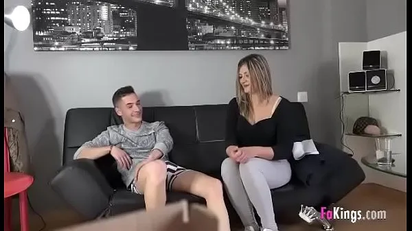 Grote Crazy dude films himself fucking his best friend's mommy nieuwe video's
